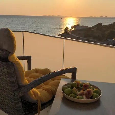 Sunset Bay Casa Dolac