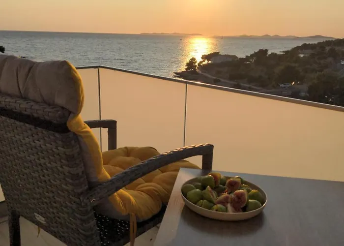 Sunset Bay Casa Dolac